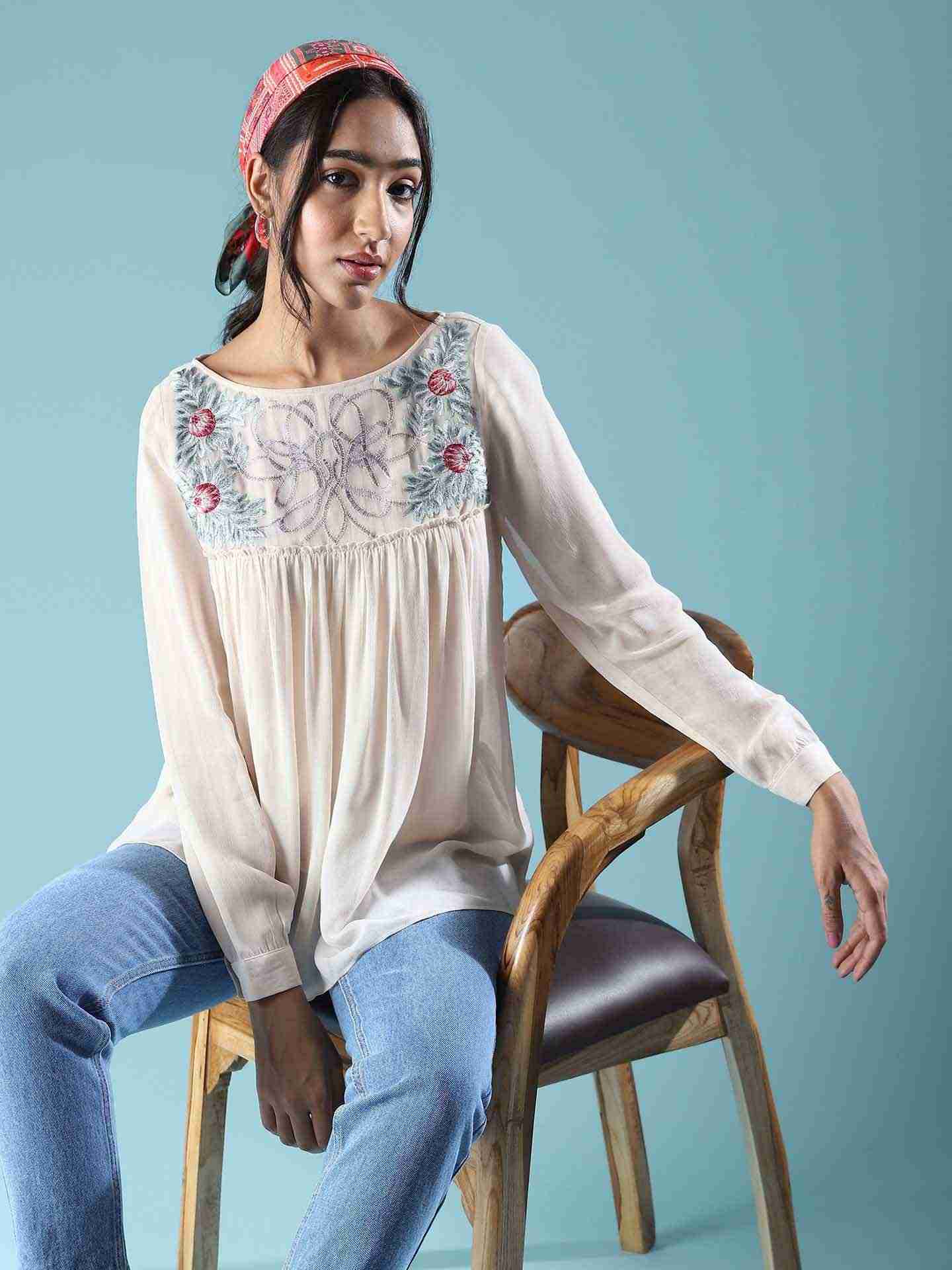 Ivory Ivy Kurti