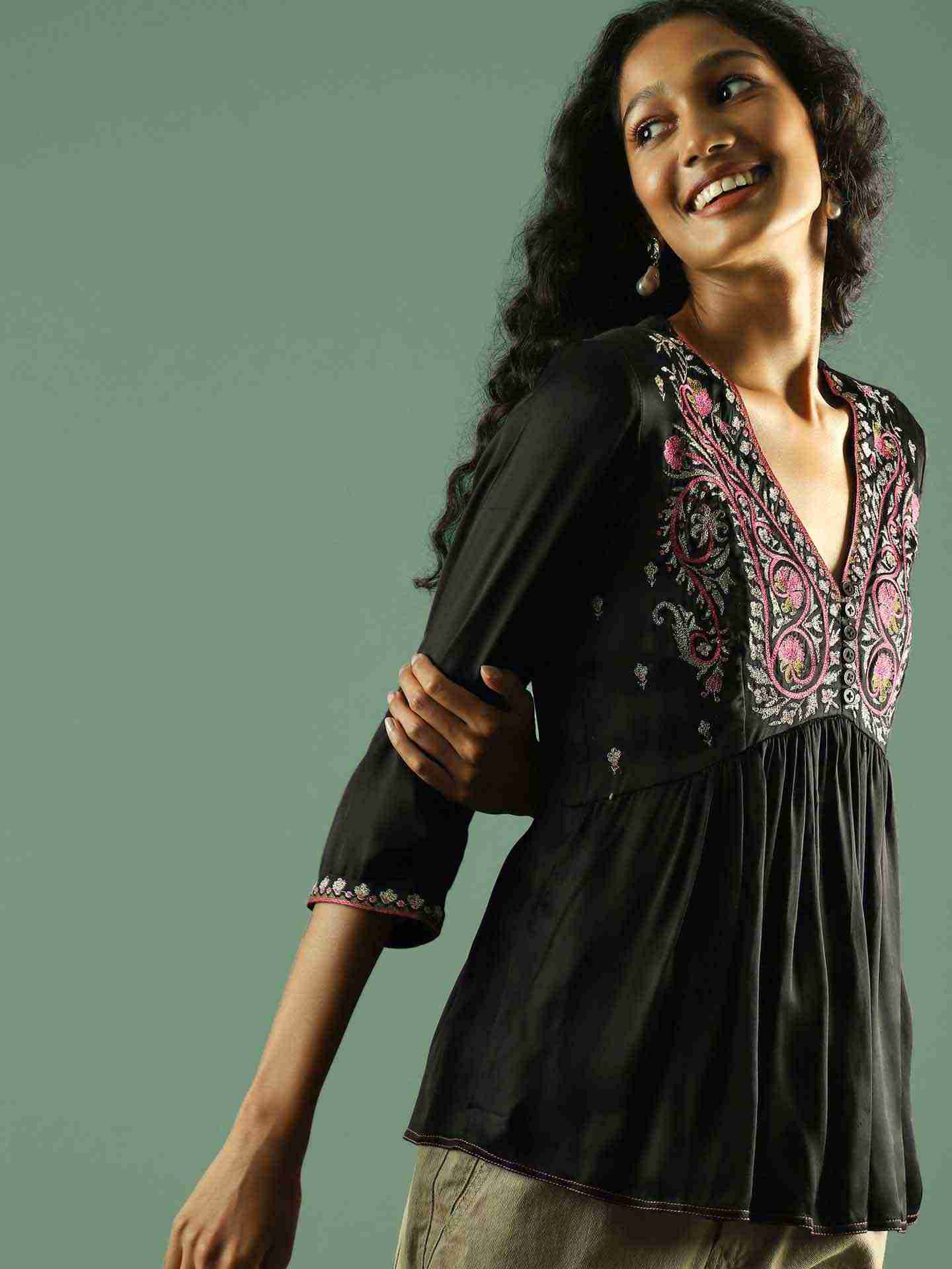 Black Solid Tiered Top