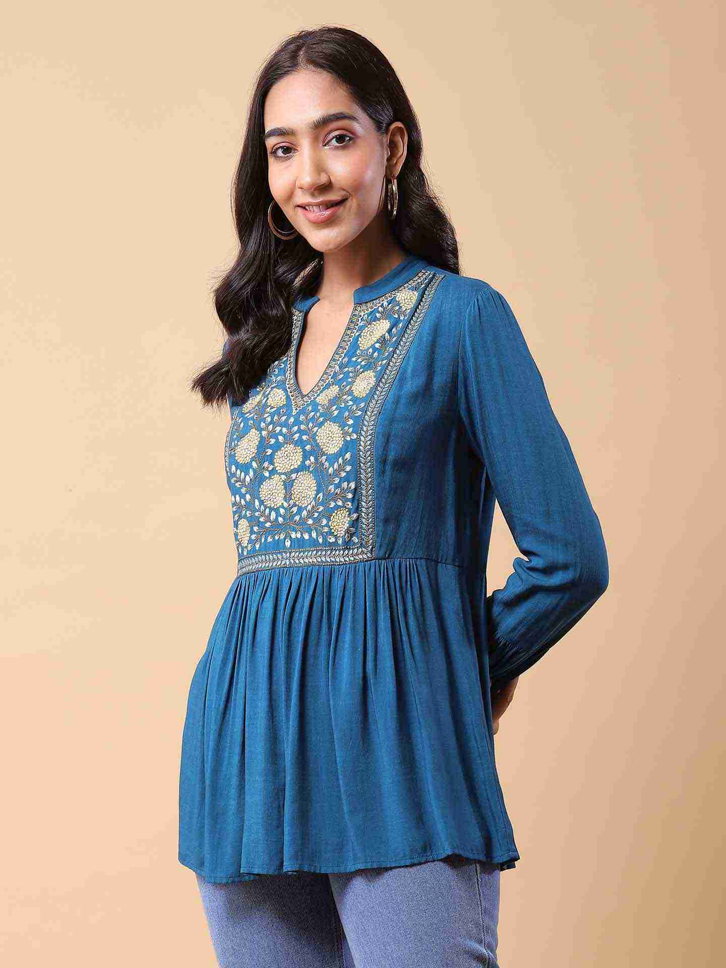 Teal Diana Kurti