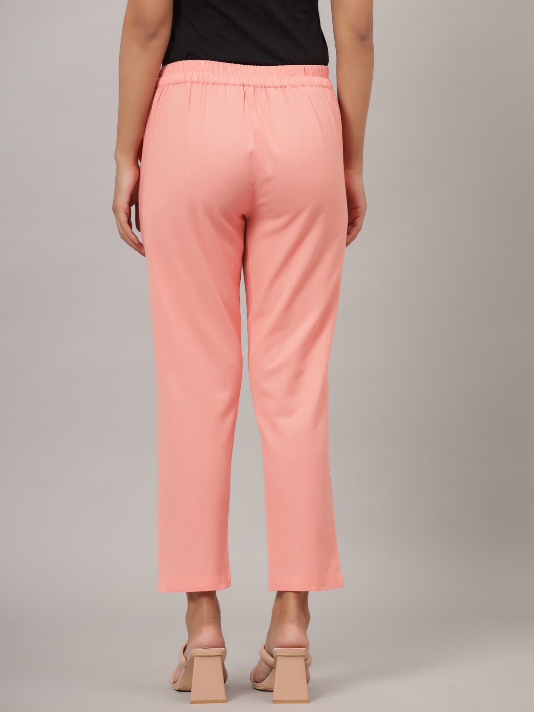 Women Comfort Pleated Trousers
