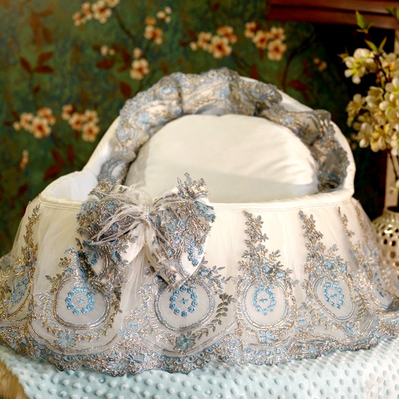 Bluesy Breezy Den Imperial Nest