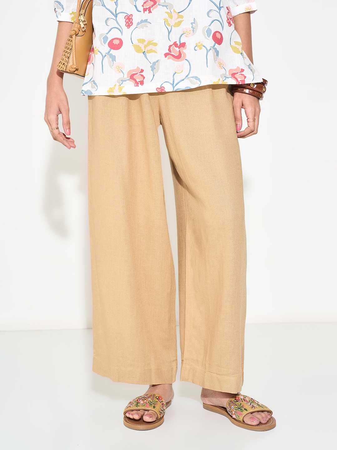KhakiCasualTrousers