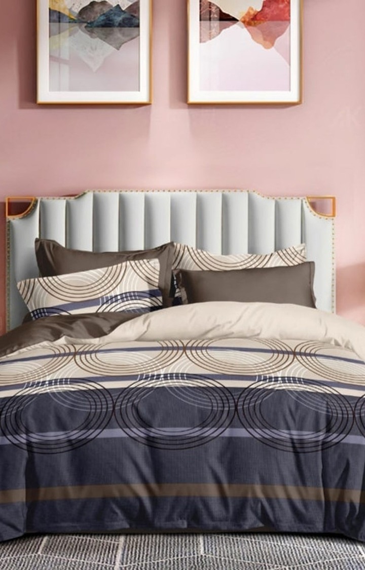 King Size Bedsheet Double Bed with 2 Pillow Covers, 300 TC Cotton