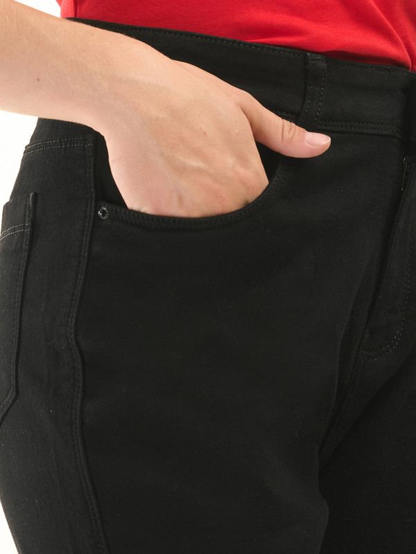 Albion Women Superior Black Bootcut Jeans