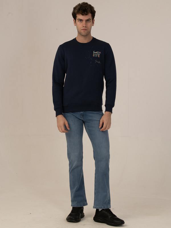 Albion Winter Men’s Trendy Regular-Fit Navy Sweatshirt