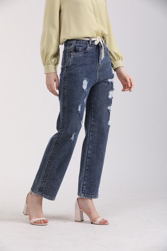Albion Women Dark Blue Straight Jeans