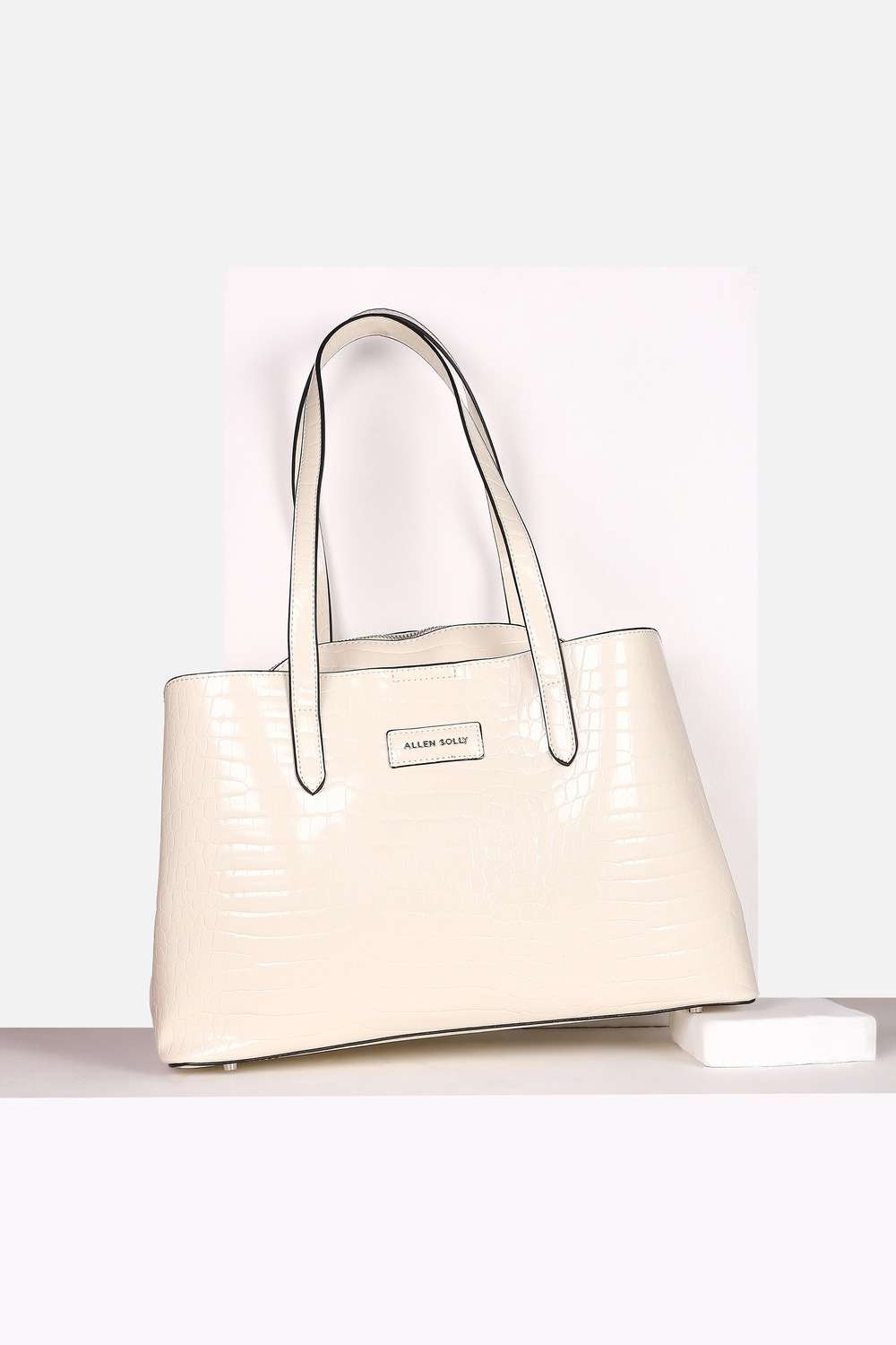 Women White Casual Handbag