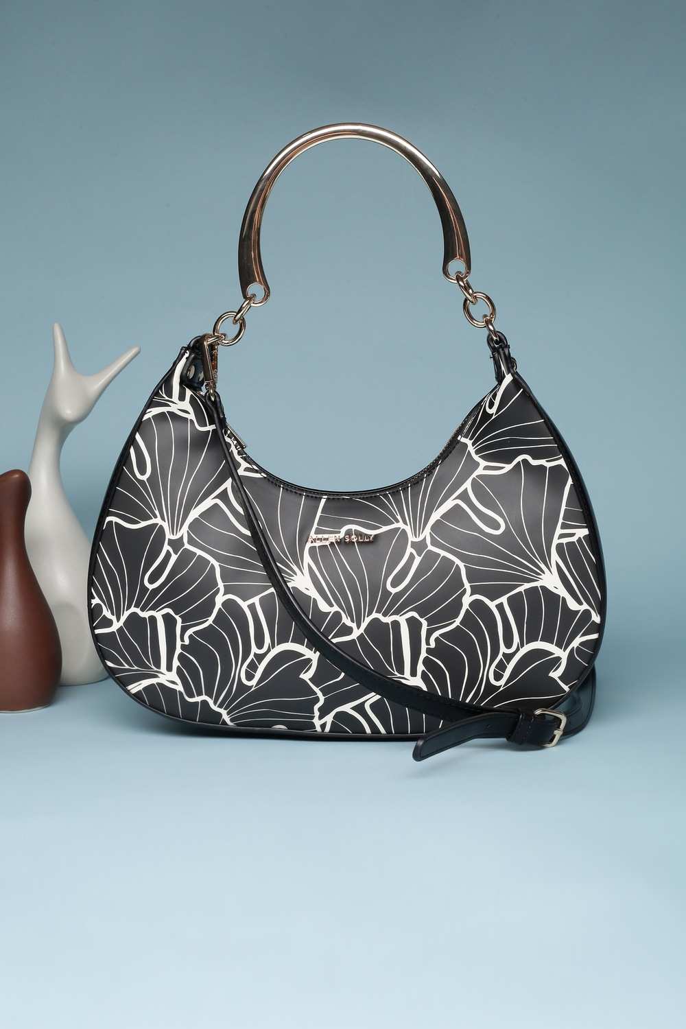 Women Black Casual Handbag