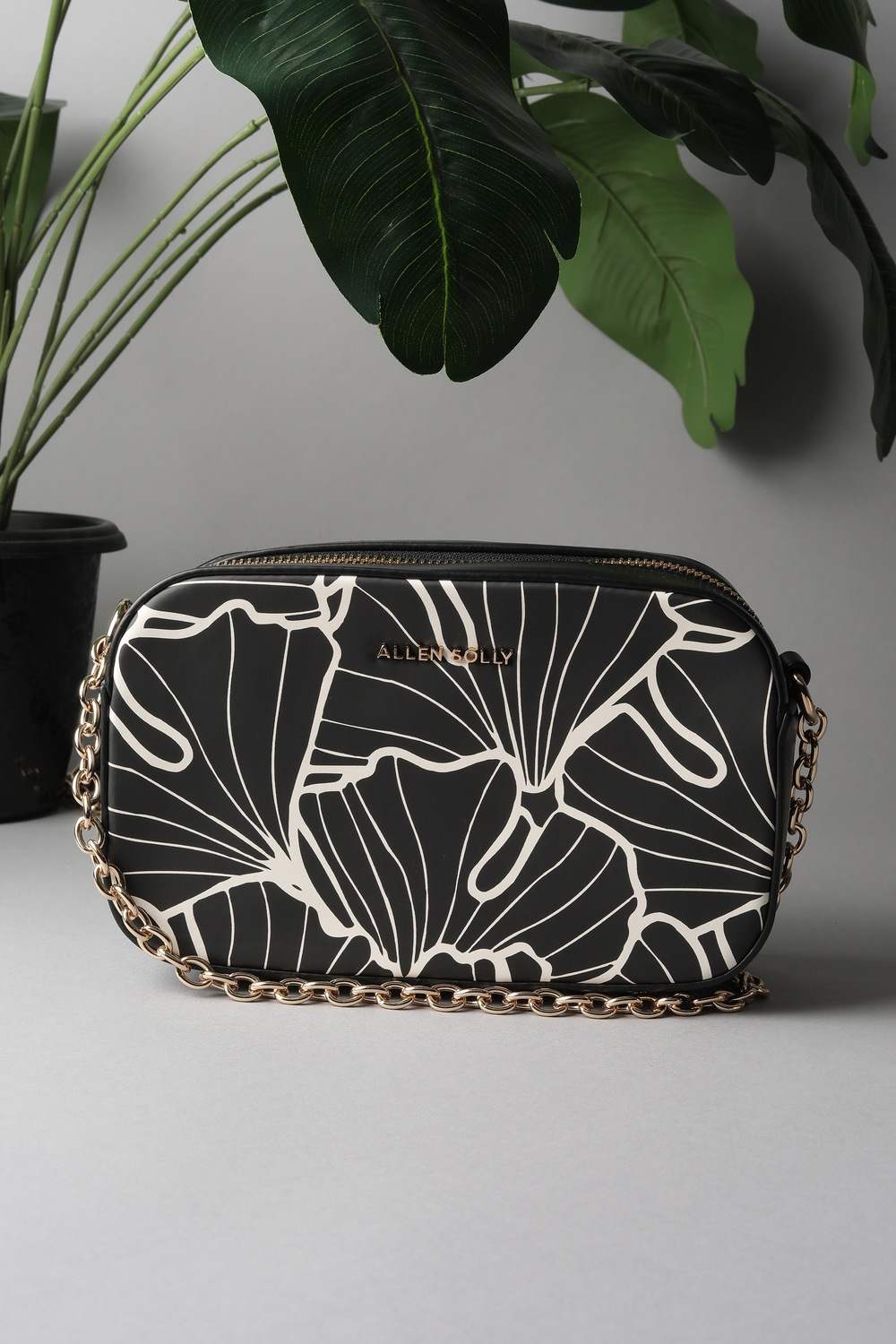 Women Black Casual Sling Bag