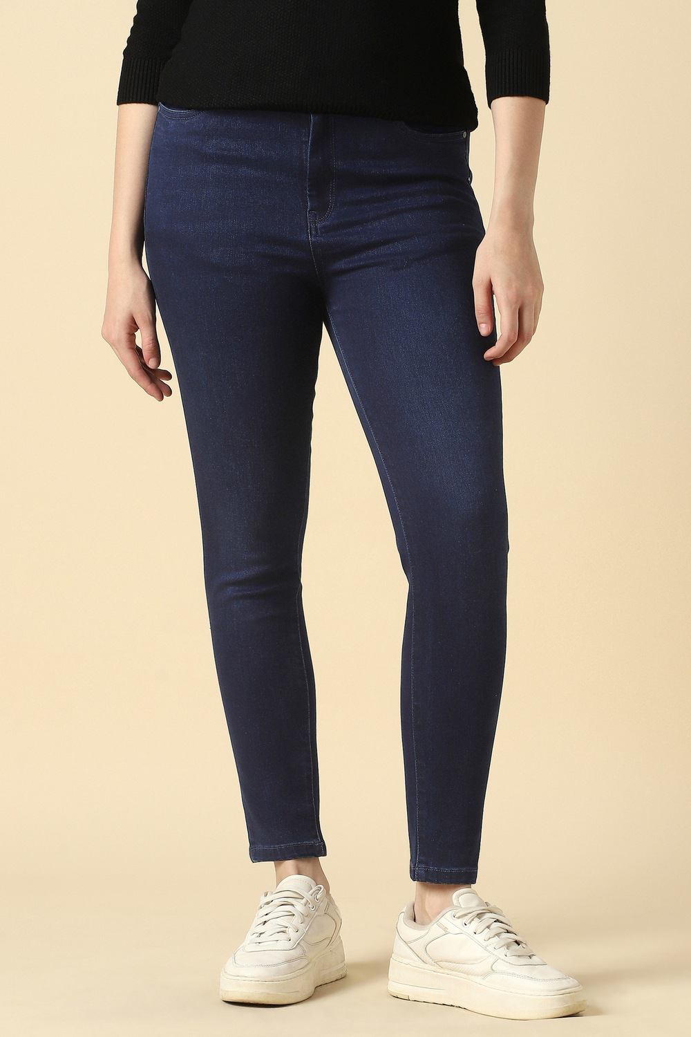 Women Navy Mid Wash Jeans