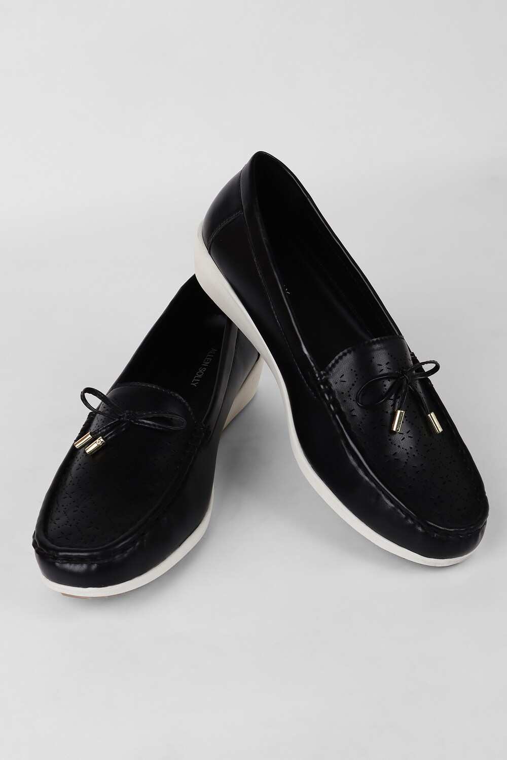 Women Black Casual Slip Ons