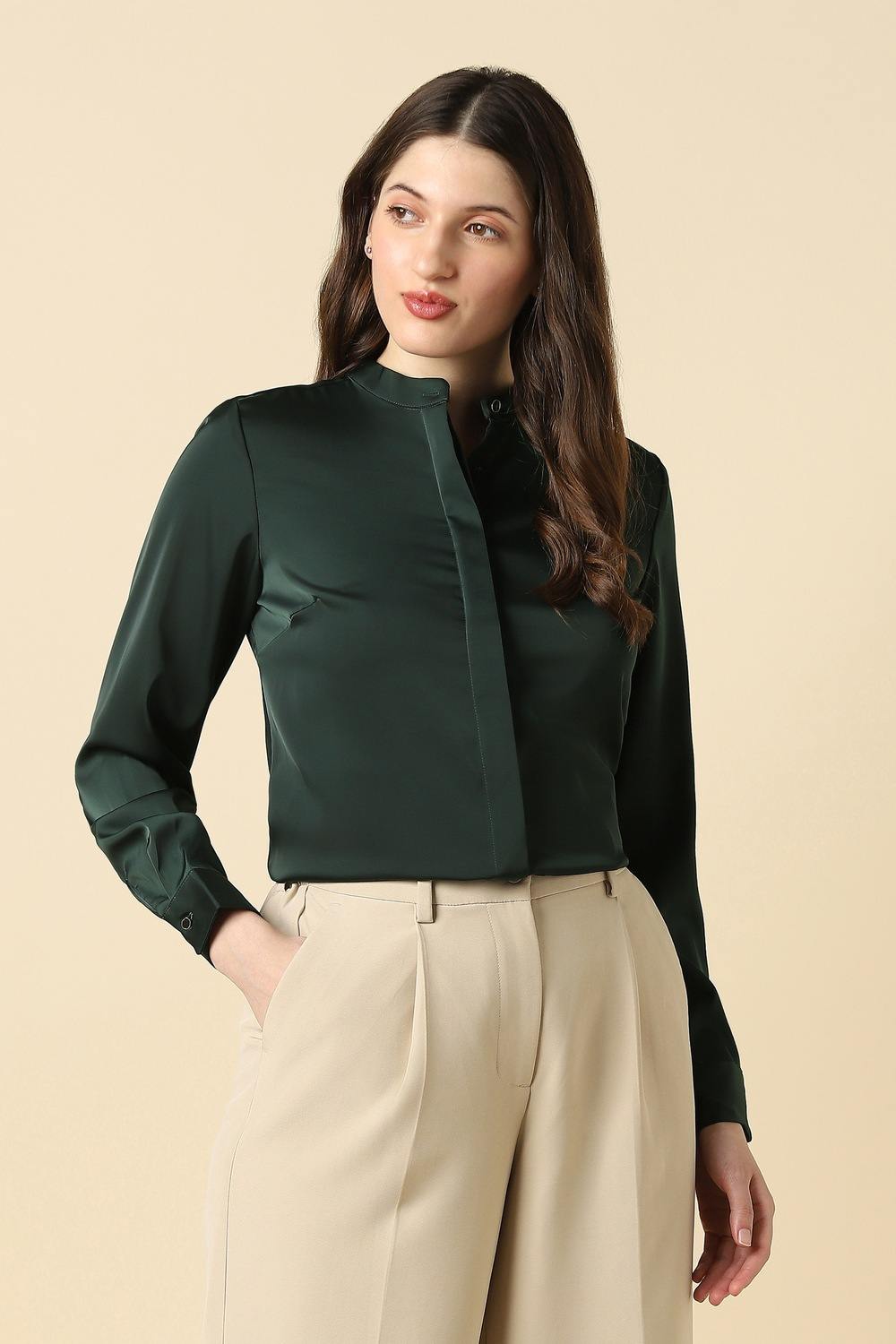 Women Green Solid Long Sleeves Shirt