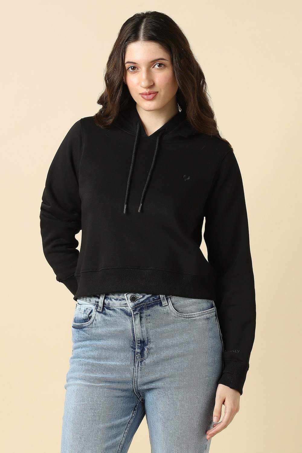 Women Black Solid Hooded Neck Sweatshirt