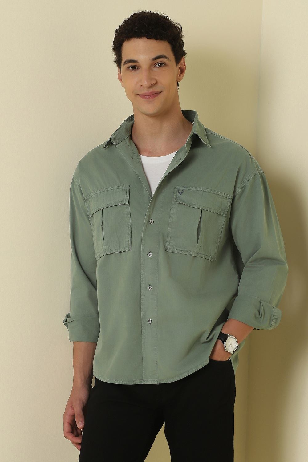 Men Green Relaxed Fit Solid Full Sleeves Casual Shirt