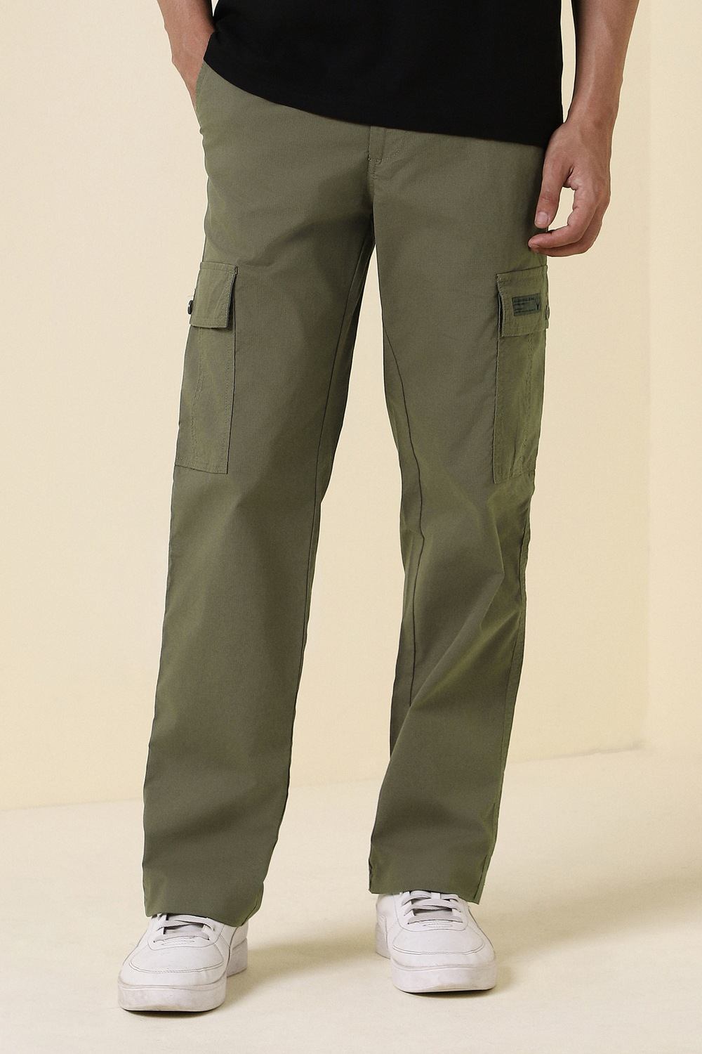Men Olive Textured Casual Trousers