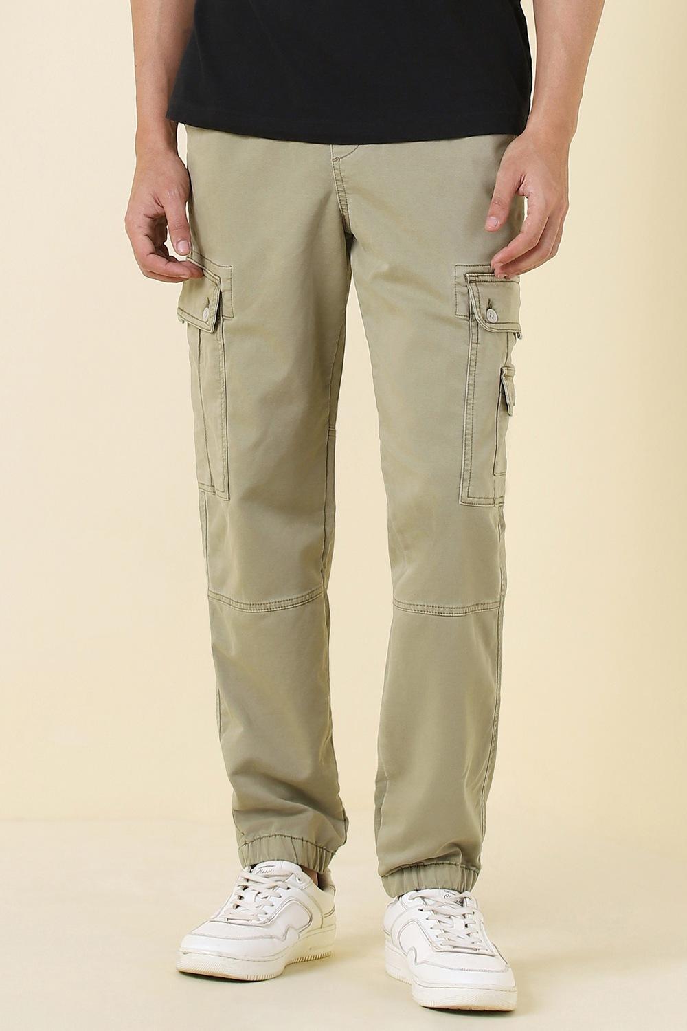 Men Solid Olive Jogger Pants
