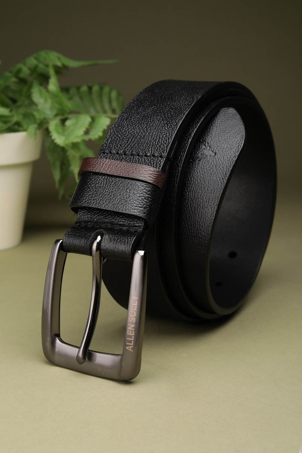 Men Black Textured Casual Belt