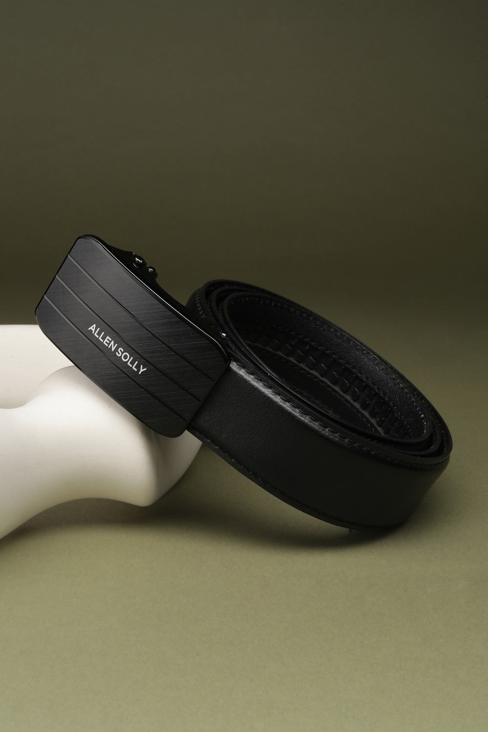 Men Black Solid Formal Belt