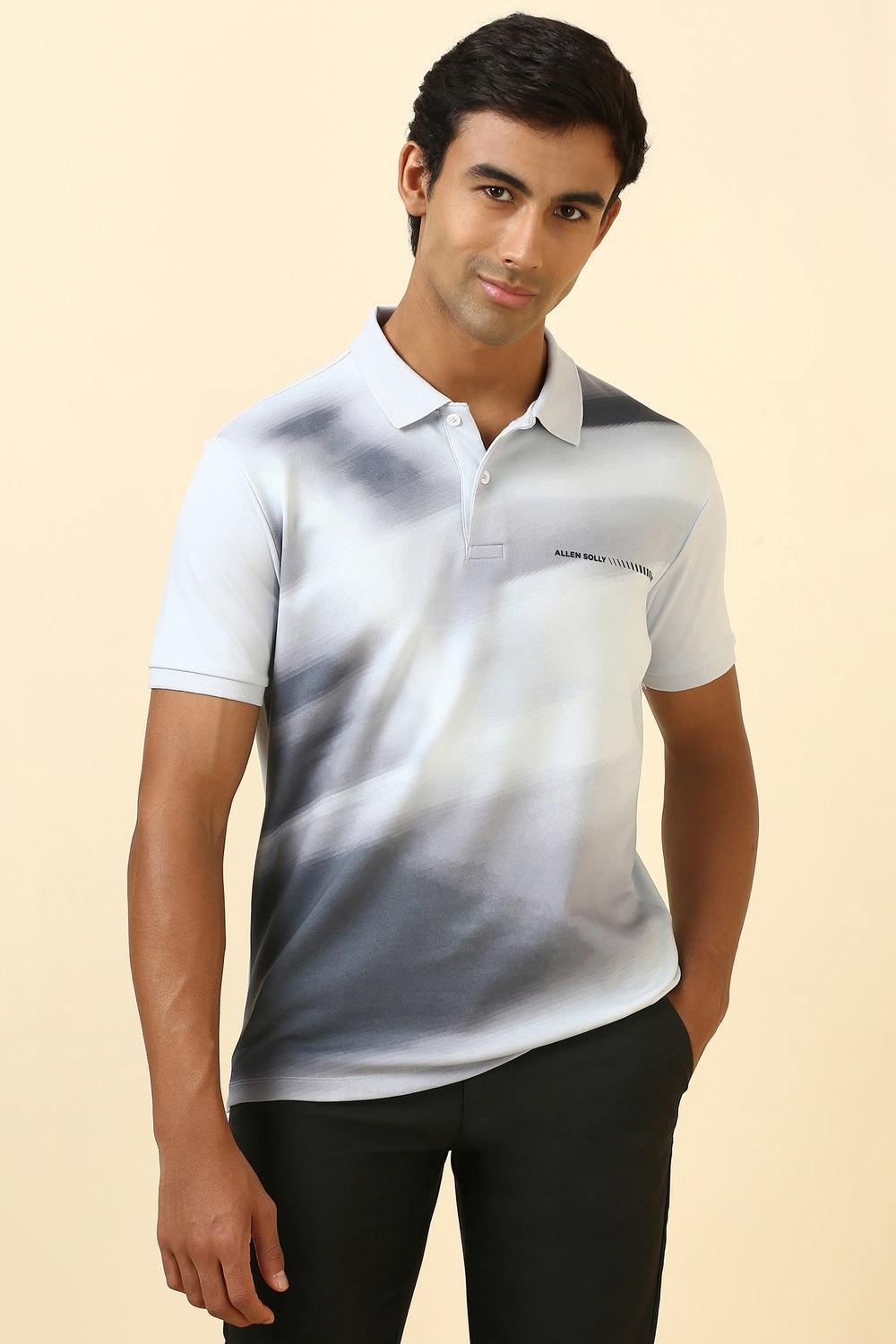 Men Grey Textured Polo Neck T-shirt