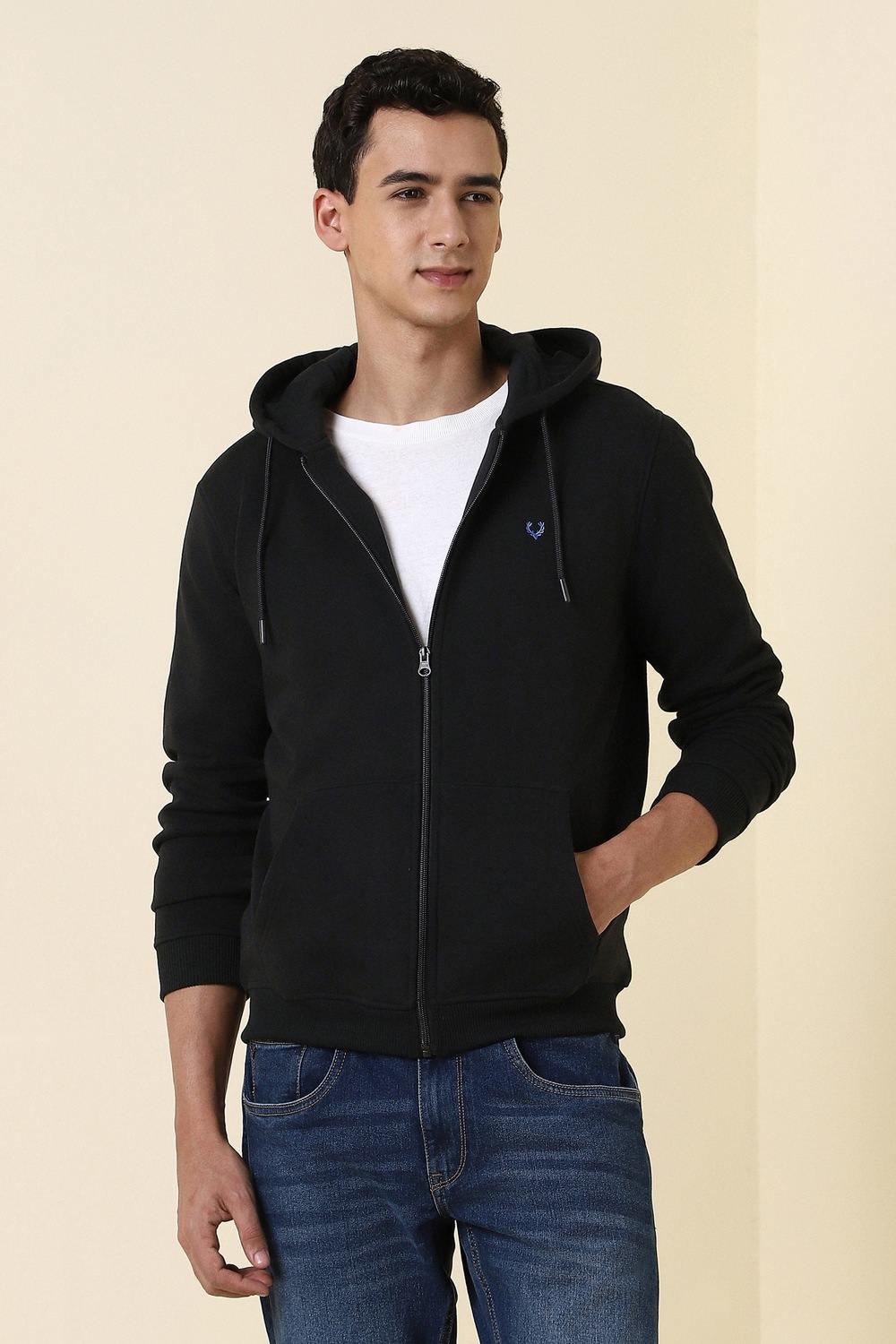 Men Black Hooded Neck Full Sleeves Casual Sweatshirt