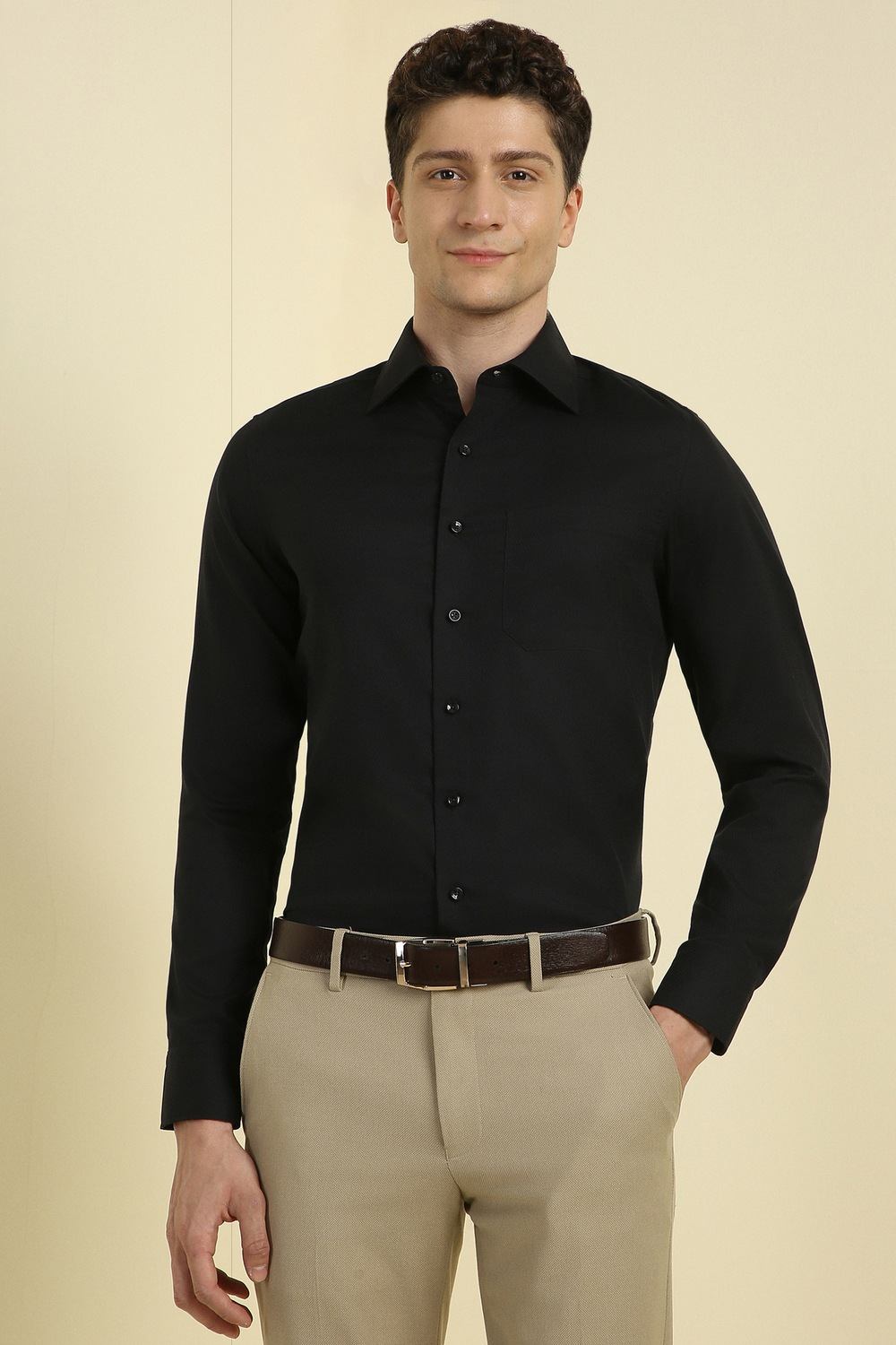 Men Black Slim Fit Textured Full Sleeves Formal Shirt
