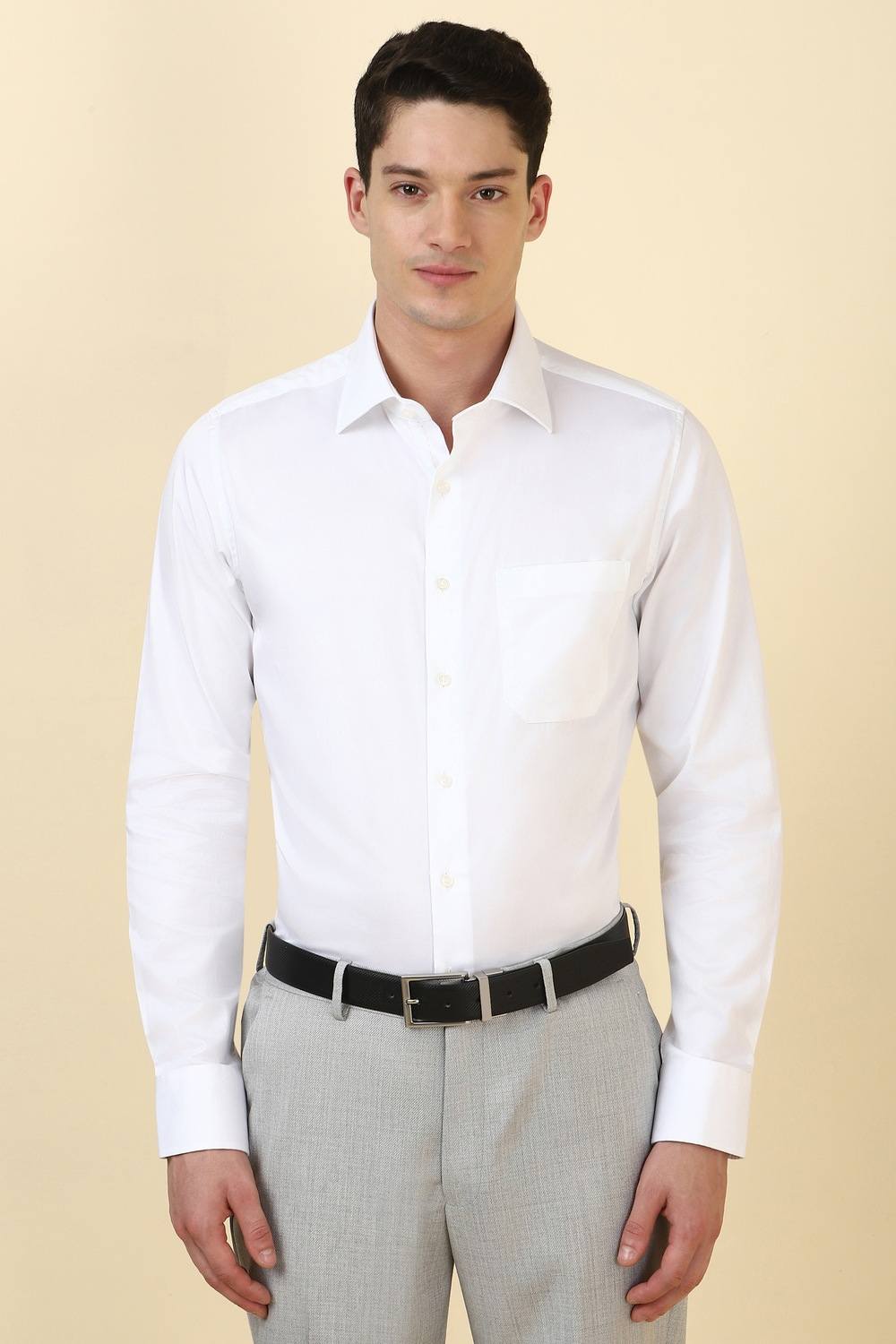 Men White Solid Full Sleeves Formal Shirt