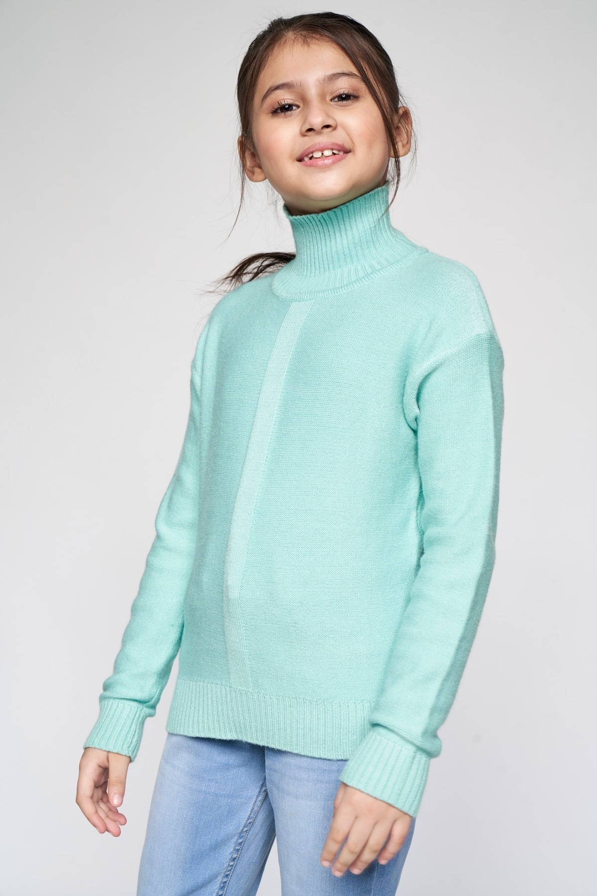AND | Sage Green Solid Straight Top 3