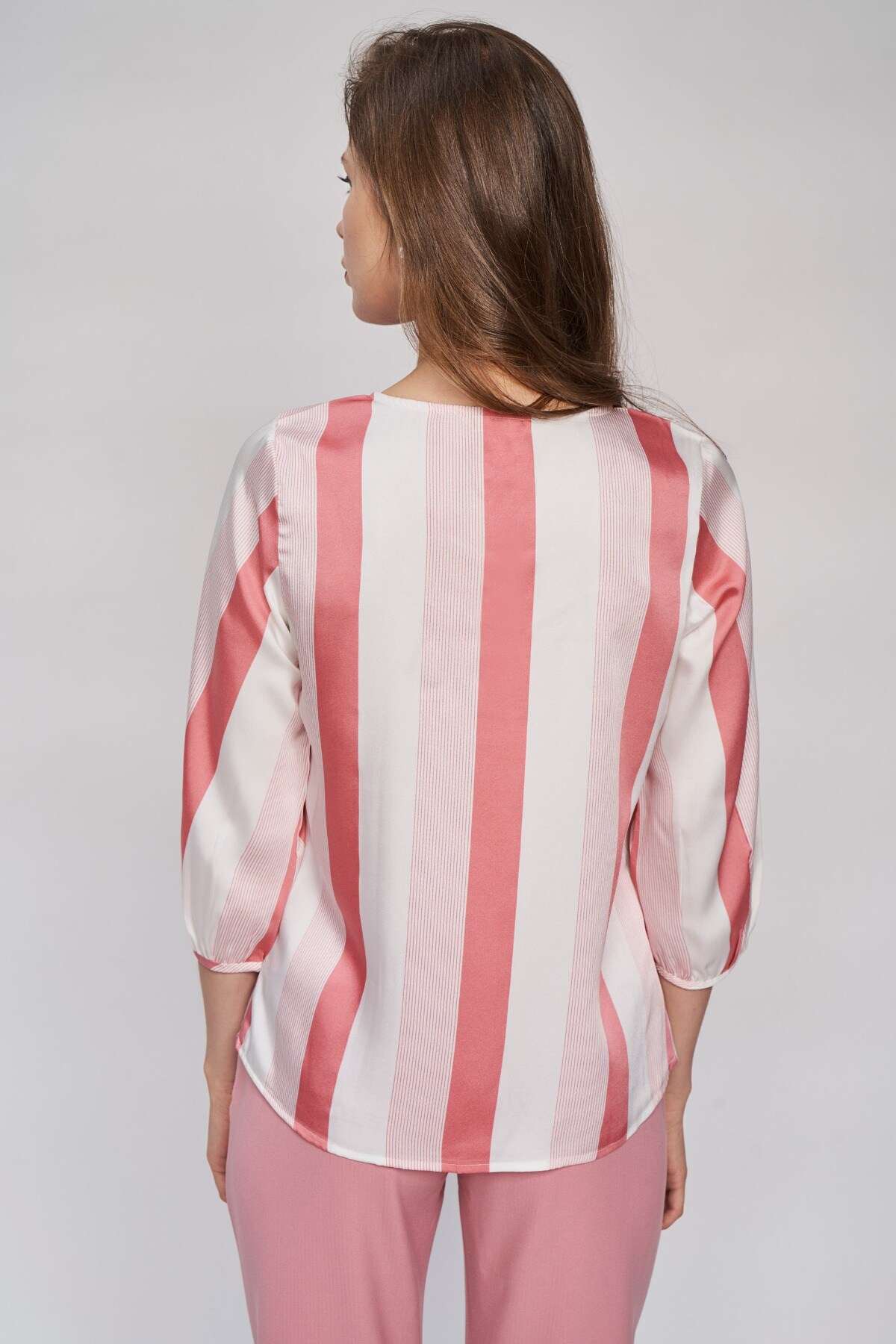 AND PINK TOP
