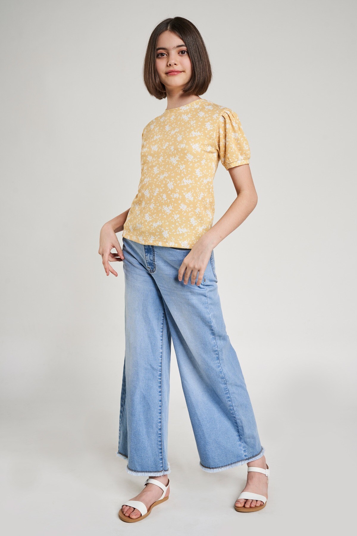 AND | Yellow Floral Printed A-Line Top 2