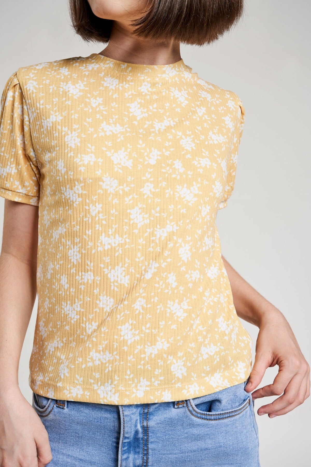 AND | Yellow Floral Printed A-Line Top 6
