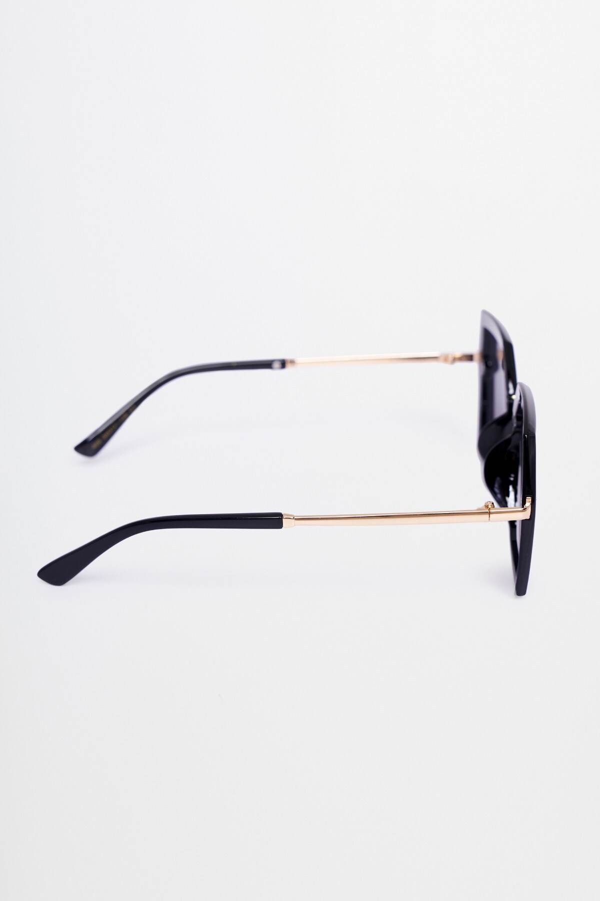 Black Metal Alloys  Sunglasses
