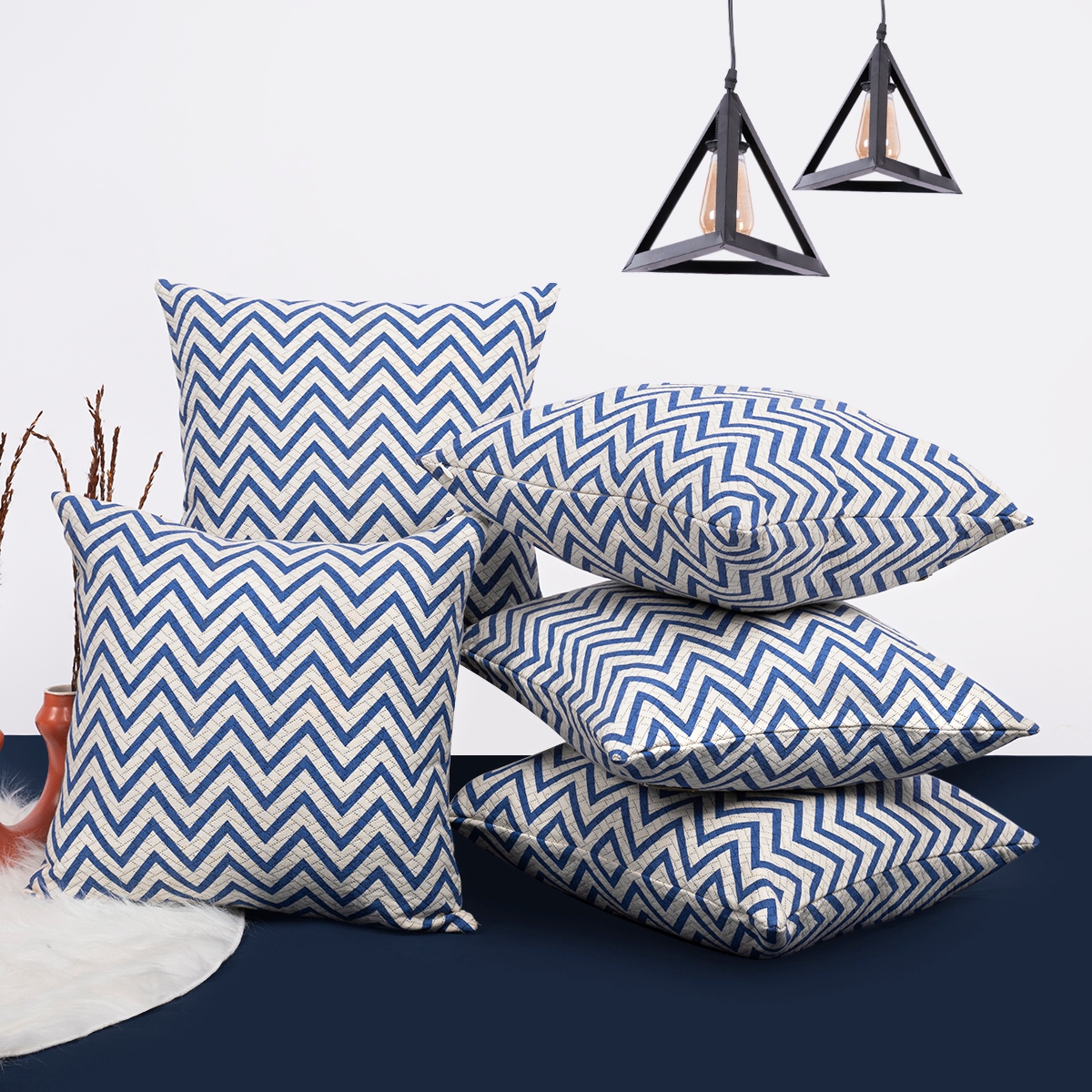 Anwyn Blue & White Zig-Zag Patterned 100% Cotton Jacquard Pack of 5 Square cushion cover II Cotton II Zig-Zag II Size : 16"X16"