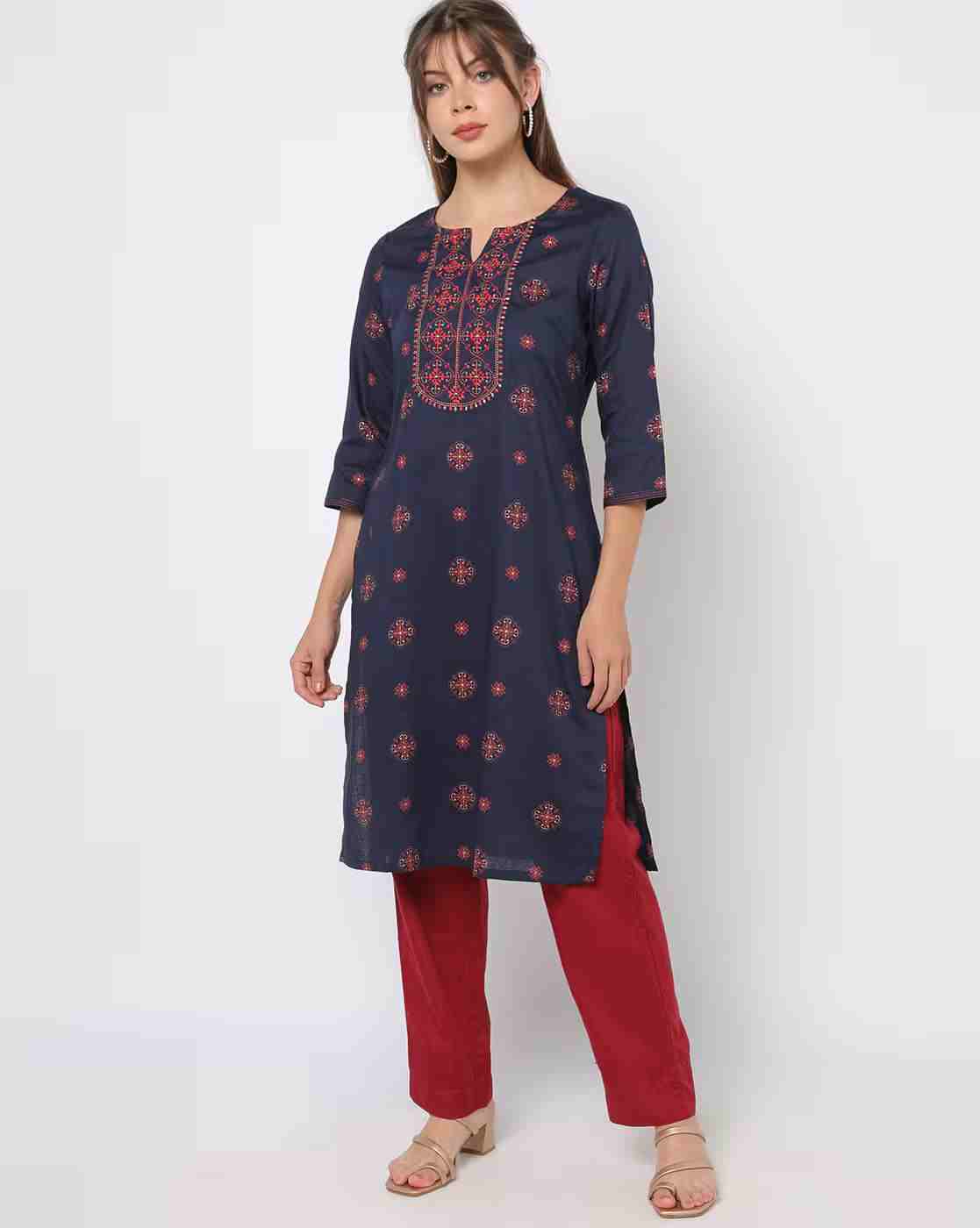 AVAASA MIX N' MATCH | Straight Kurta with Embroidered Yoke|3