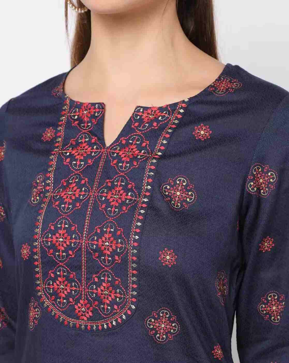 AVAASA MIX N' MATCH | Straight Kurta with Embroidered Yoke|4