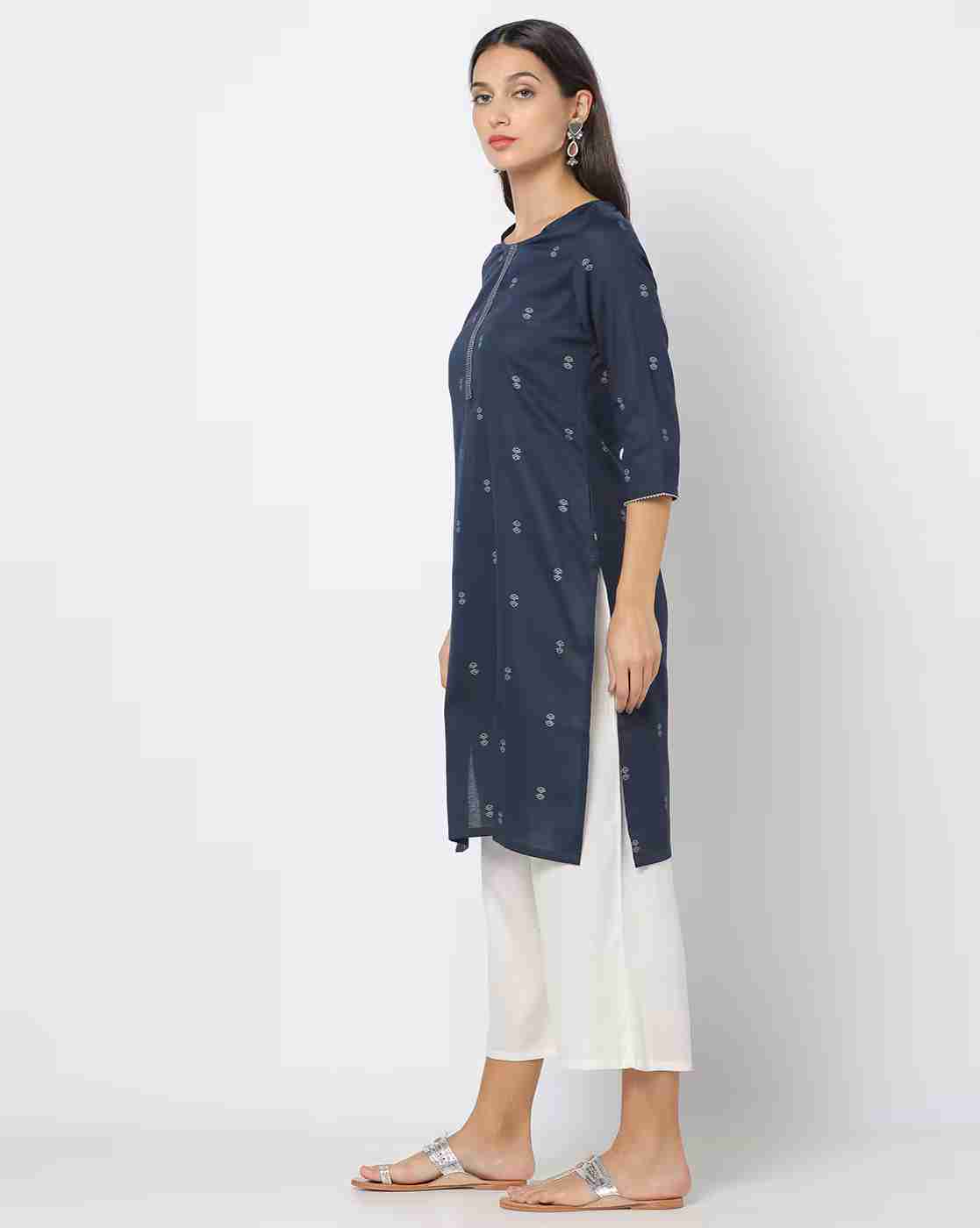 AVAASA MIX N' MATCH | Floral Print Round-Neck Straight Kurta|1