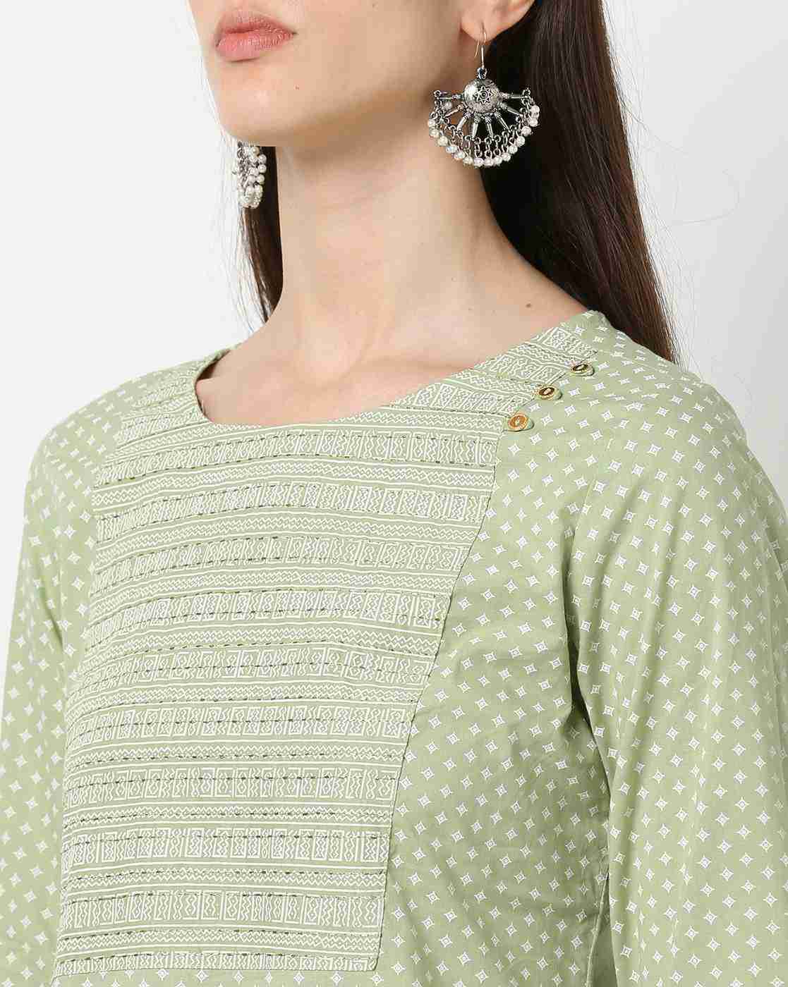 AVAASA MIX N' MATCH | Printed Straight Kurta with Embroidered Yoke|3