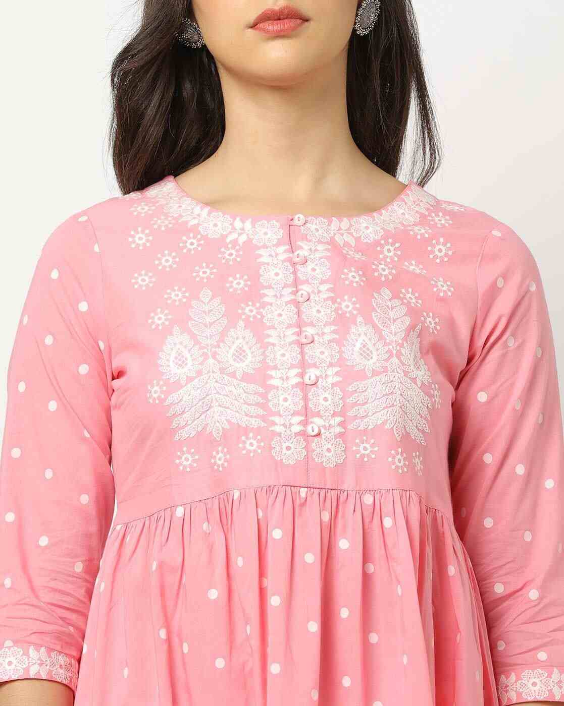 AVAASA MIX N' MATCH | Embroidered Flared Kurta|4