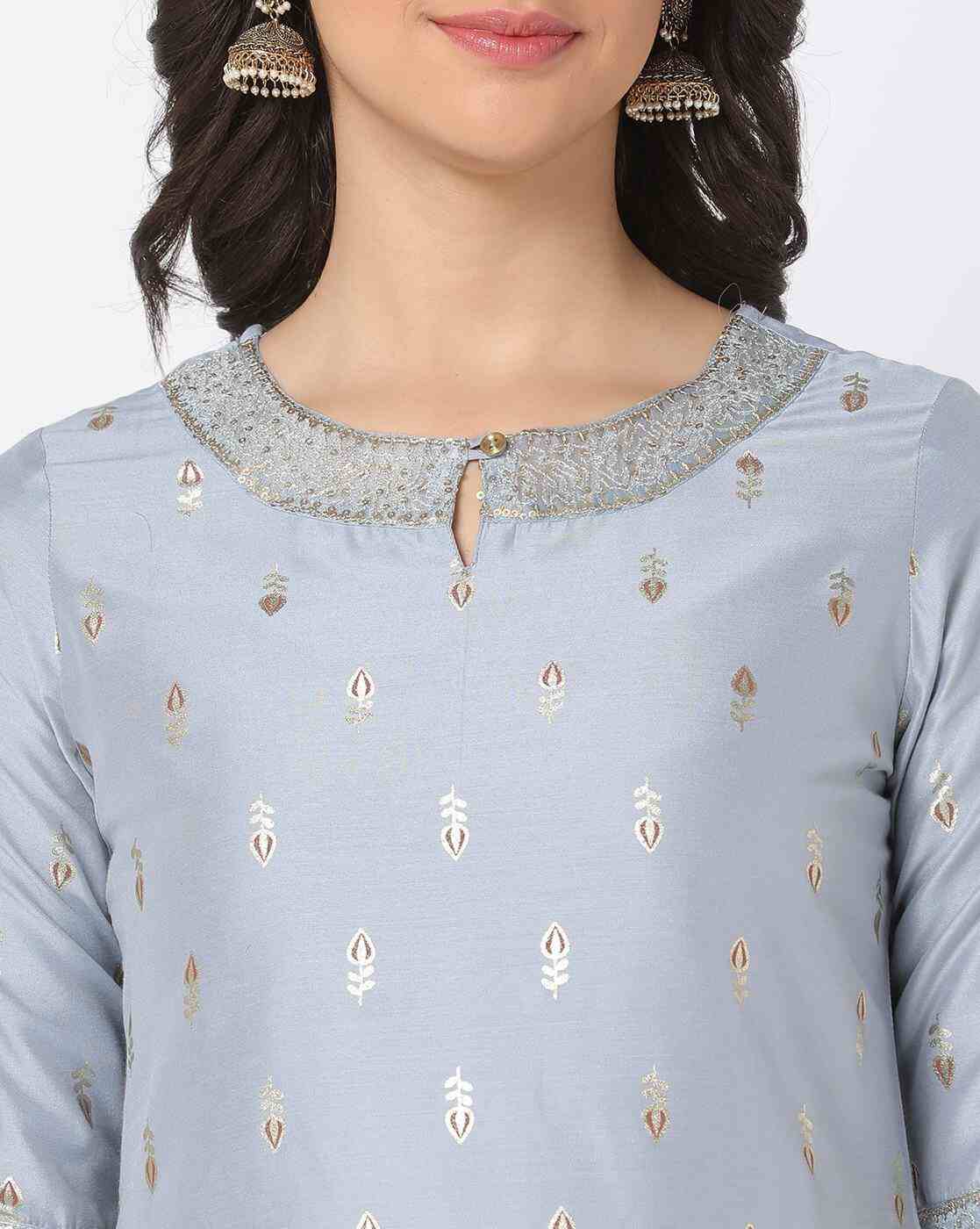 AVAASA MIX N' MATCH | Floral Print Straight kurta|3