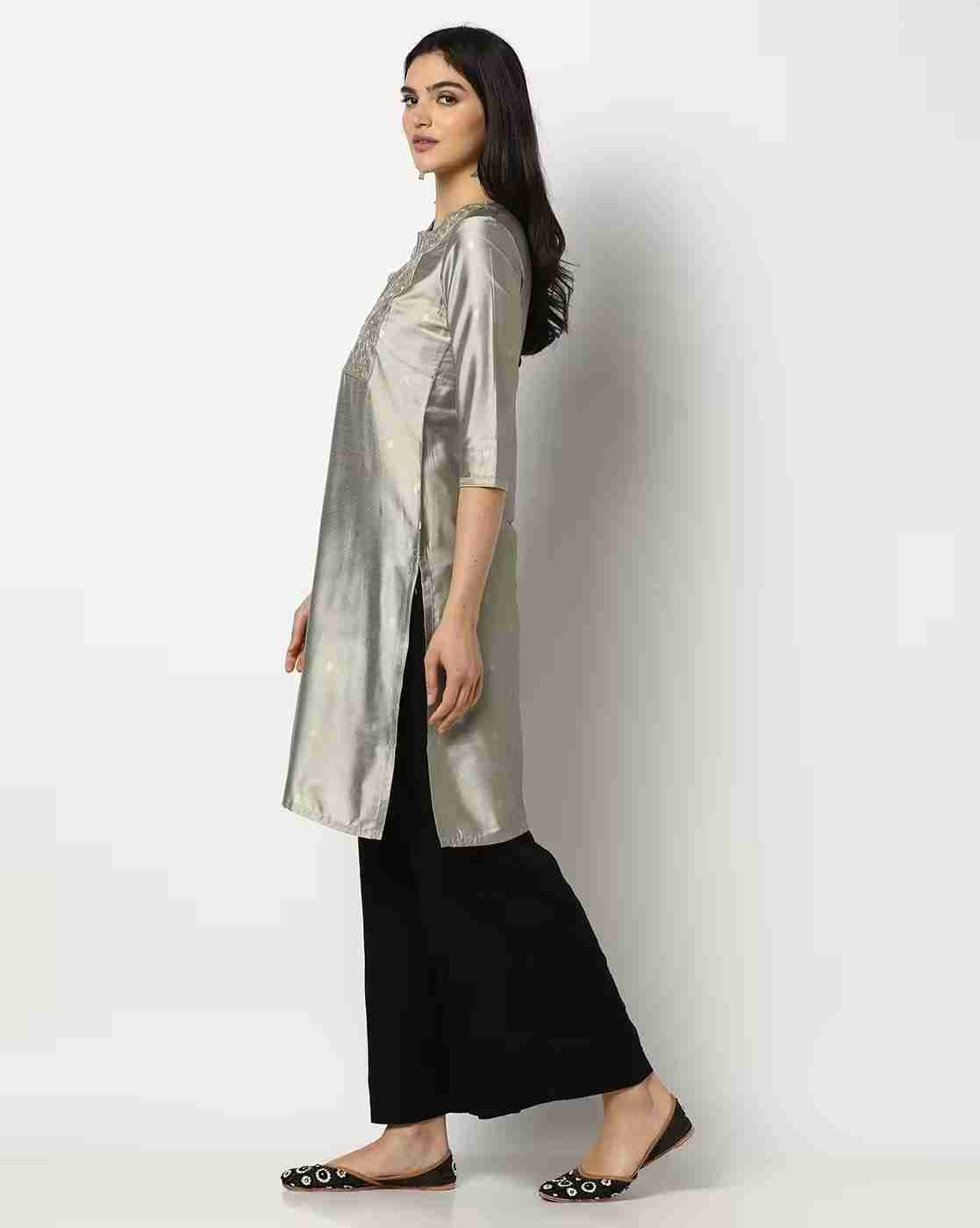 AVAASA MIX N' MATCH | Women Embroidered Straight Kurta|1