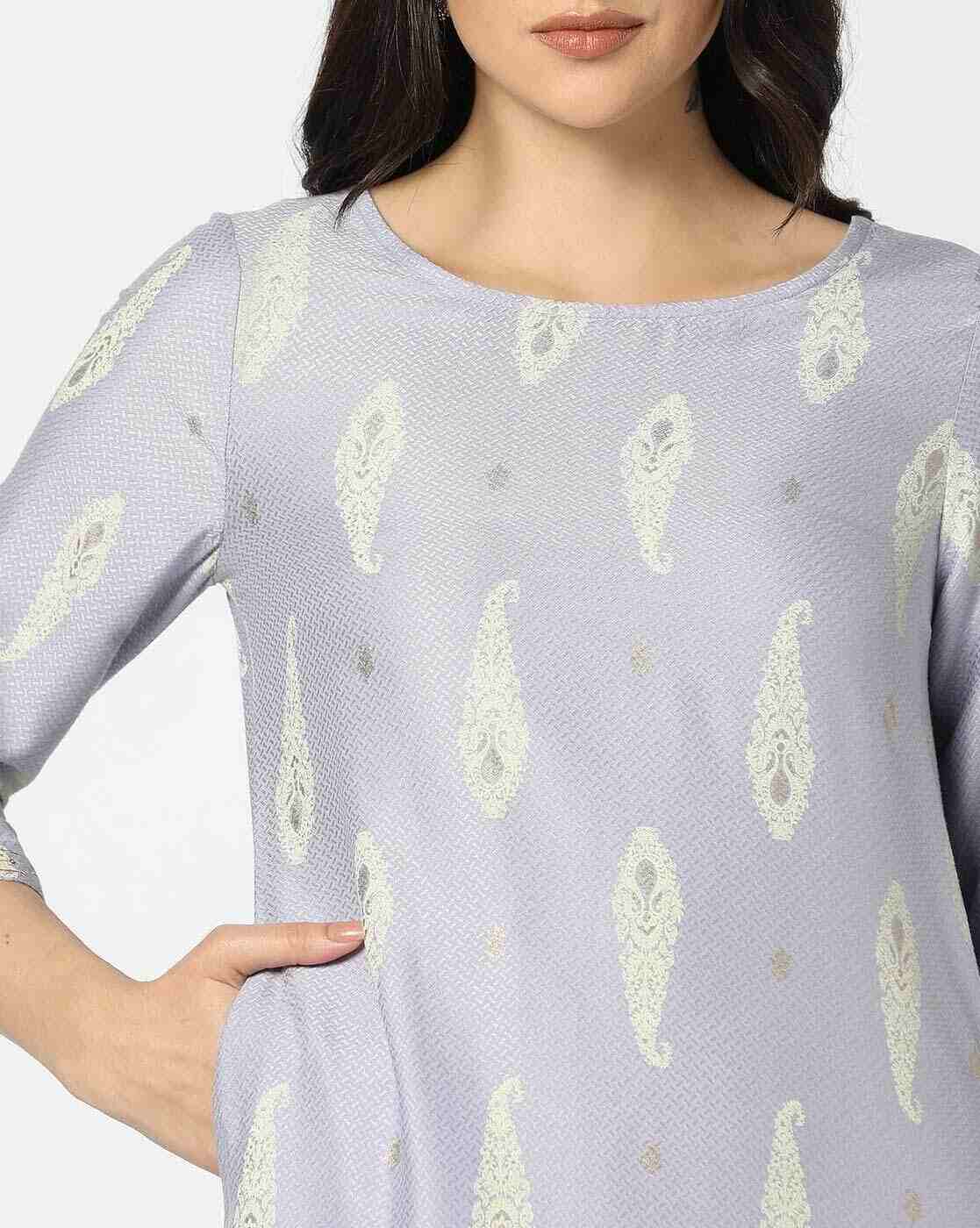 AVAASA MIX N' MATCH | Women Printed A-Line Kurta|3