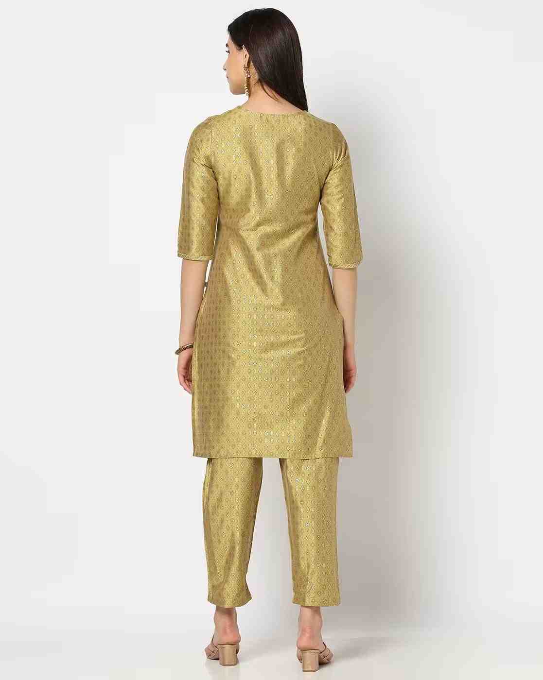 AVAASA MIX N' MATCH | Women Geometric Print Straight Kurta with Pants|2