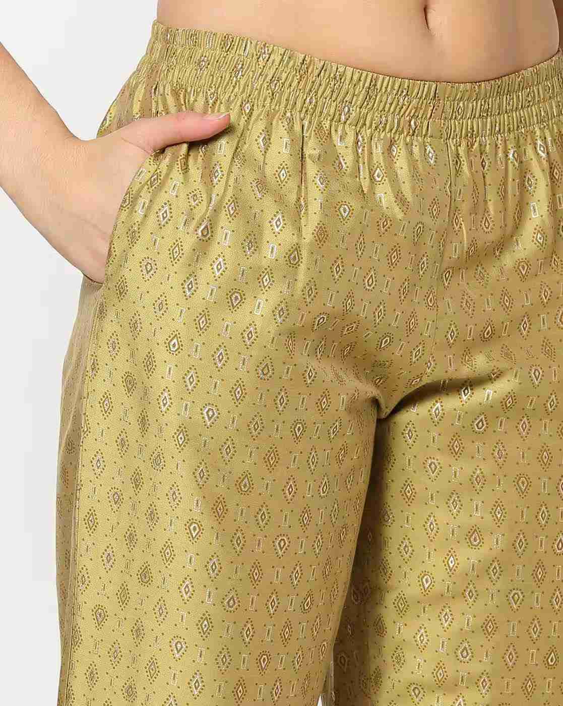 AVAASA MIX N' MATCH | Women Geometric Print Straight Kurta with Pants|4