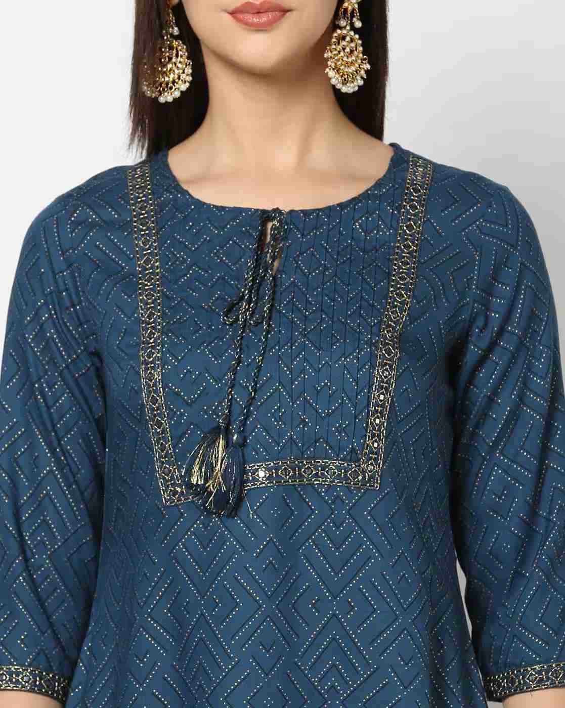 AVAASA MIX N' MATCH | Women Geometric Print Straight Kurta with Pants|3