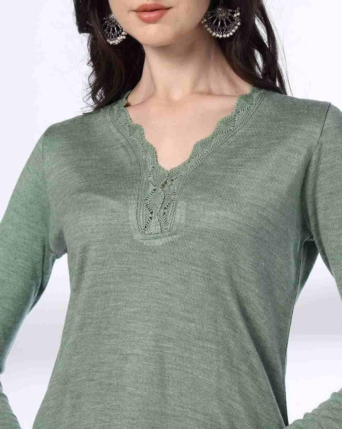 AVAASA MIX N' MATCH | Women Heathered V-Neck Straight Kurta|3