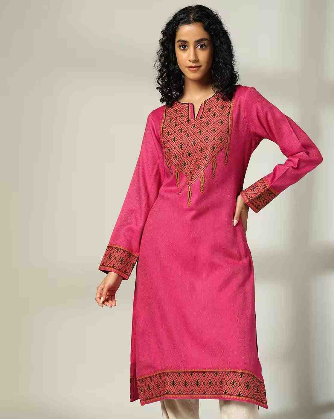 AVAASA MIX N' MATCH | Women Jacquard Woven Straight Kurta|0