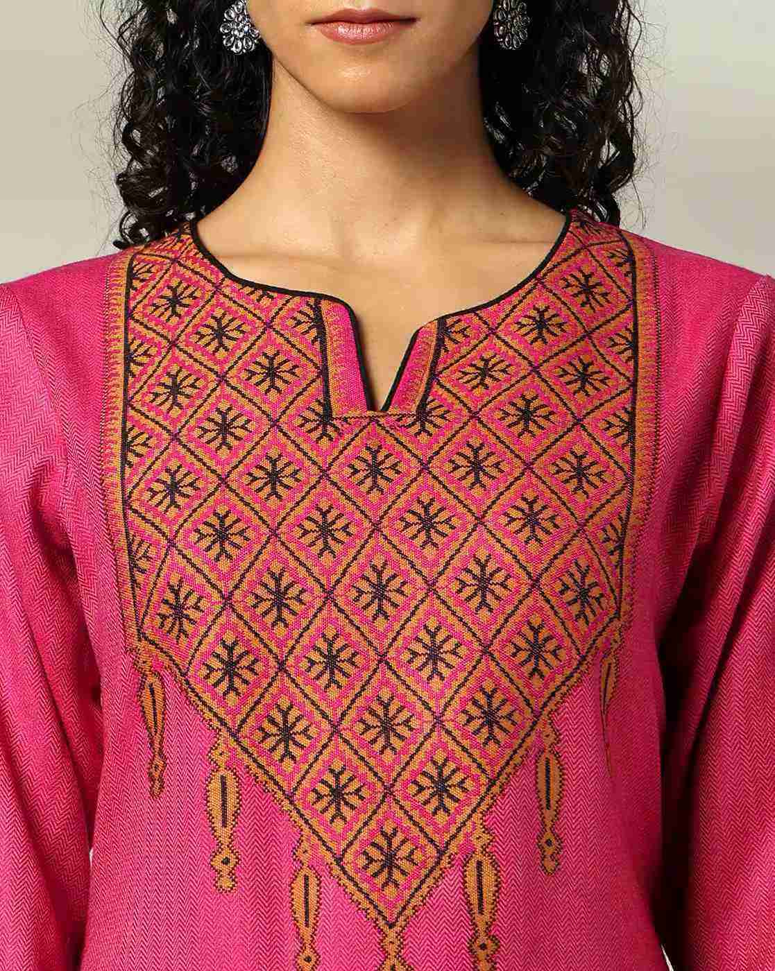 AVAASA MIX N' MATCH | Women Jacquard Woven Straight Kurta|3