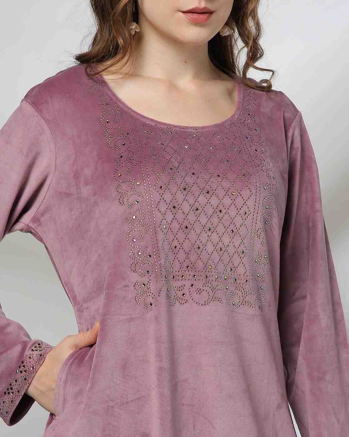 AVAASA MIX N' MATCH | Women Embellished Velvet Straight Kurta|3