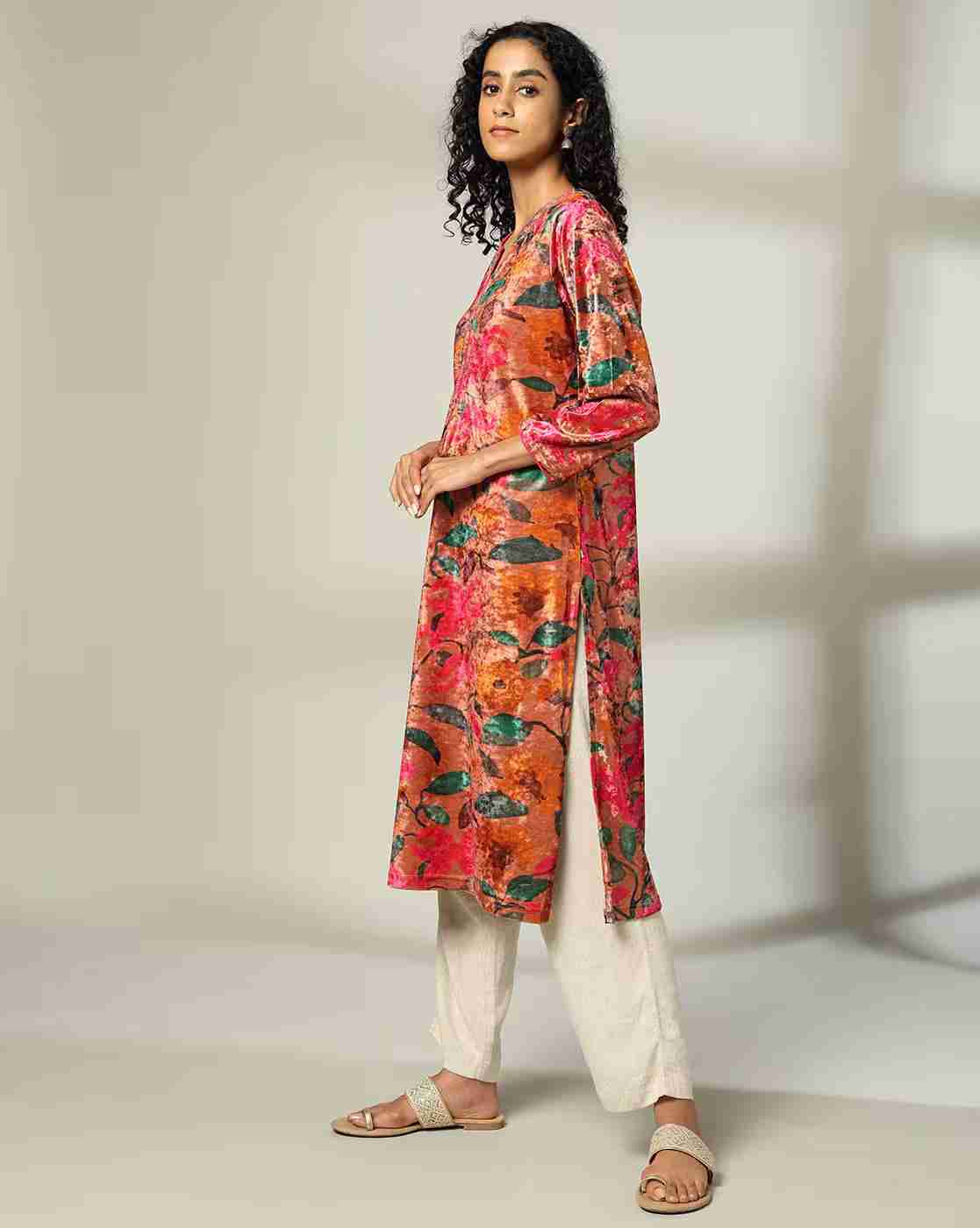 AVAASA MIX N' MATCH | Women Printed Velvet Straight Kurta|1
