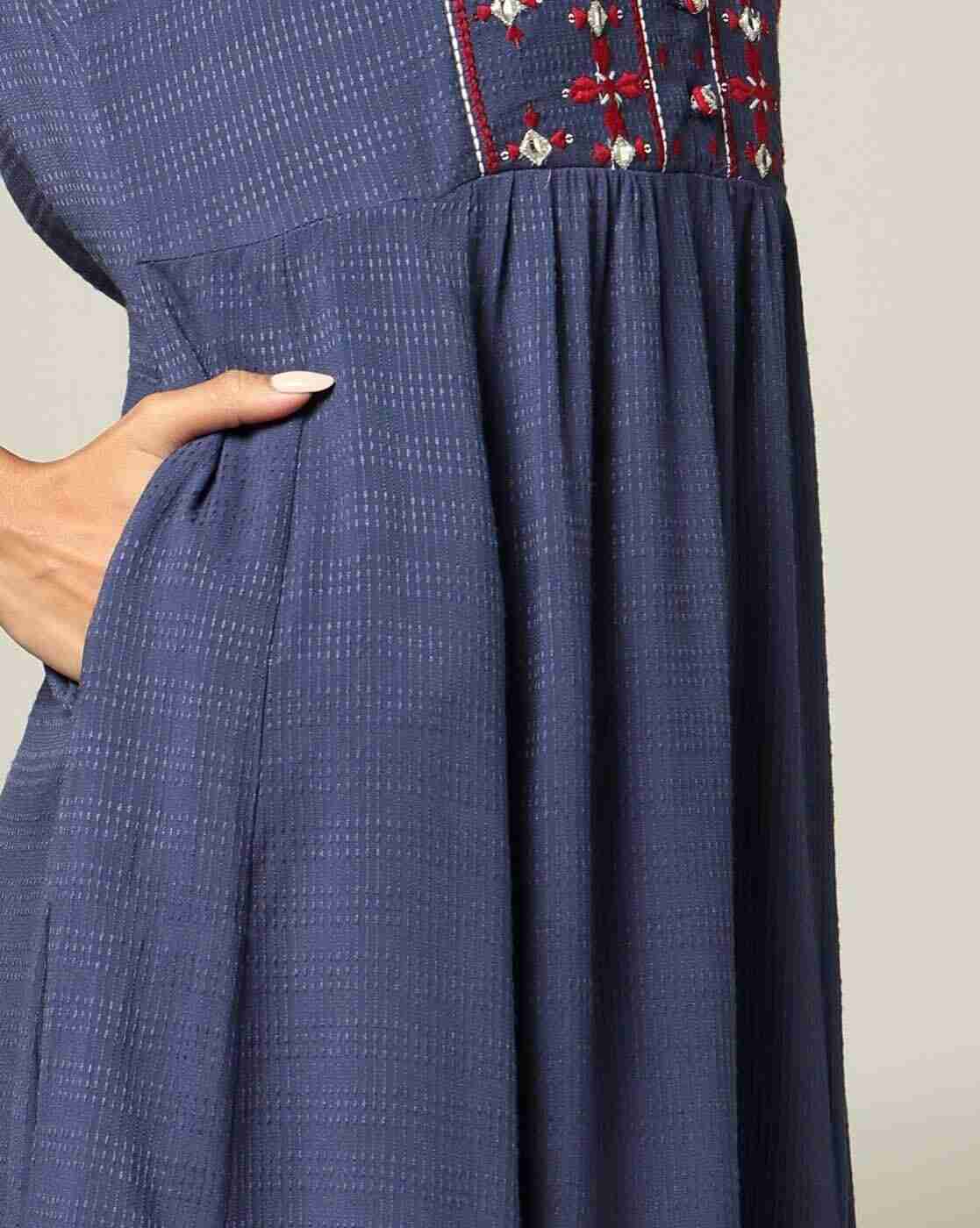 AVAASA MIX N' MATCH | Women Embroidered Flared Kurta|4