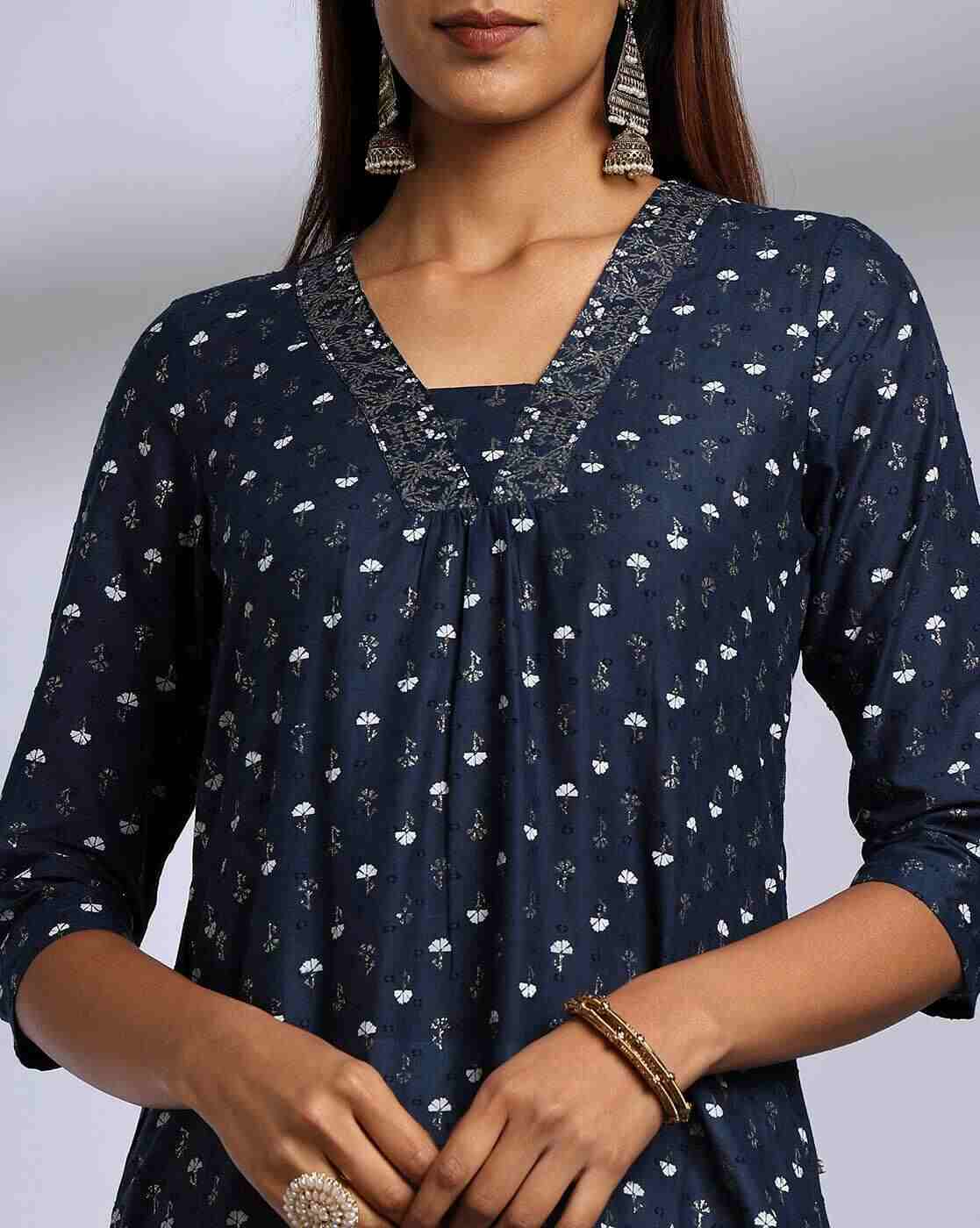 AVAASA MIX N' MATCH | Women Floral Print A-Line Kurta|3